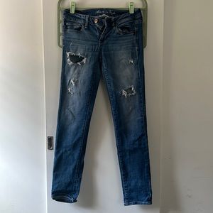 Women’s American eagle jeans